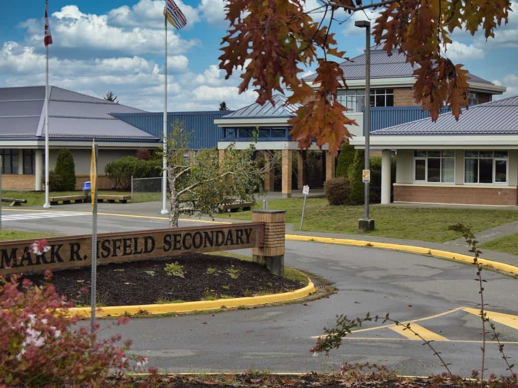 マークアールイスフェルド高校