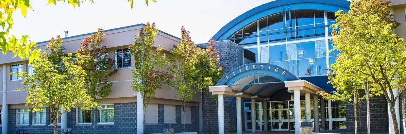 リバーサイド高校