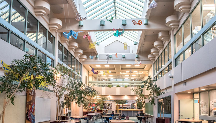 メープルリッジ教育委員会